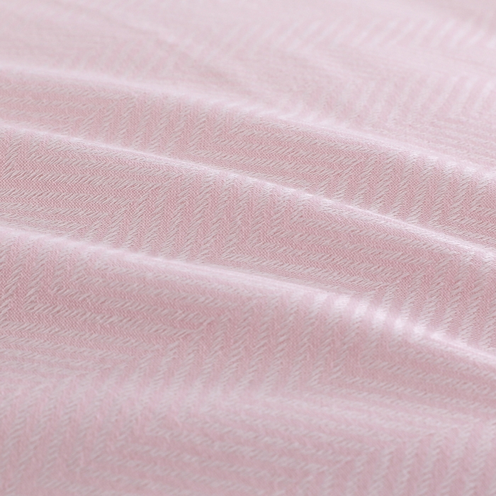 91家纺网 家纺一手货源 找家纺 呆头鹅羽绒工厂店 2025新款80支羊绒棉千鸟格羽绒被 白鹅绒鸭绒被子被芯羽绒工厂店 粉红千鸟格