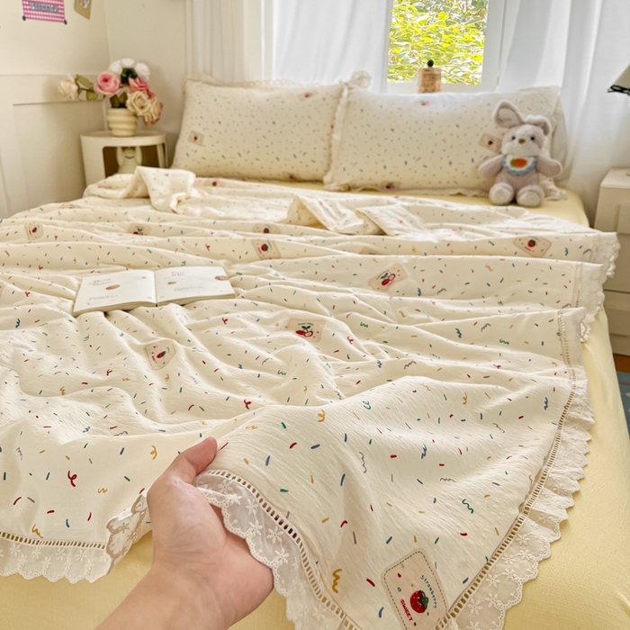 91家纺网 家纺一手货源 找家纺 玉海棠家纺 2025新款云感云感双层纱皱皱纱全棉花边款夏被四件套 芝士奶酪