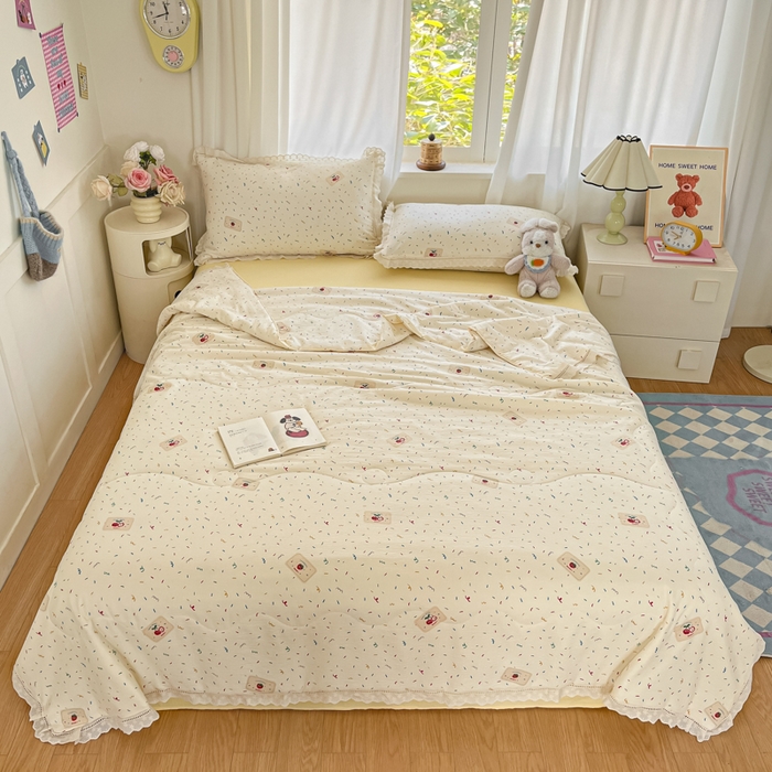 91家纺网 家纺一手货源 找家纺 玉海棠家纺 2025新款云感云感双层纱皱皱纱全棉花边款夏被四件套 芝士奶酪