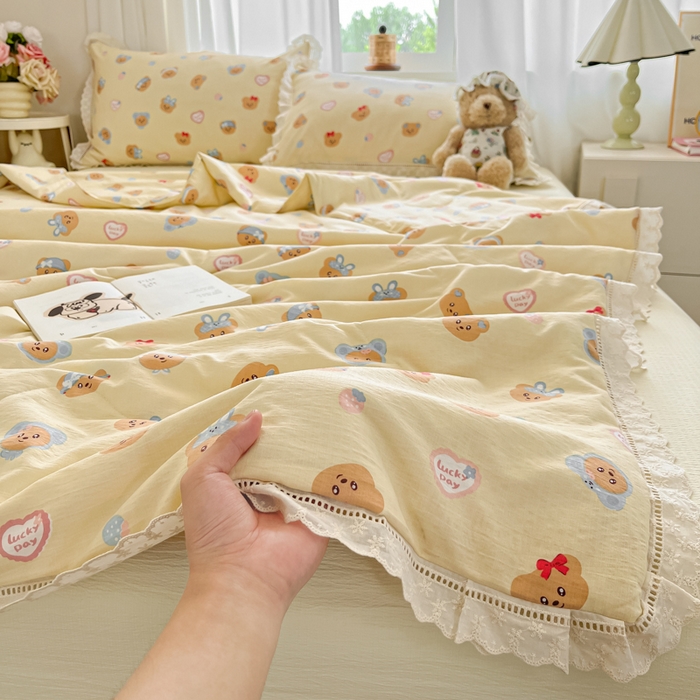 玉海棠家纺 2025新款云感云感双层纱皱皱纱全棉花边款夏被四件套 约定熊