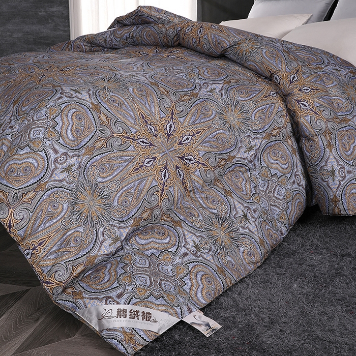 91家纺网 家纺一手货源 找家纺 呆头鹅羽绒工厂店 2025新款100支柔塞丝印花羽绒被 白鹅绒鸭绒被子被芯羽绒工厂店 伊顿紫