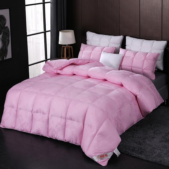 91家纺网 家纺一手货源 找家纺 呆头鹅羽绒工厂店 2025新款80支全棉大提花羽绒被 白鹅绒鸭绒被子被芯羽绒工厂店 粉色