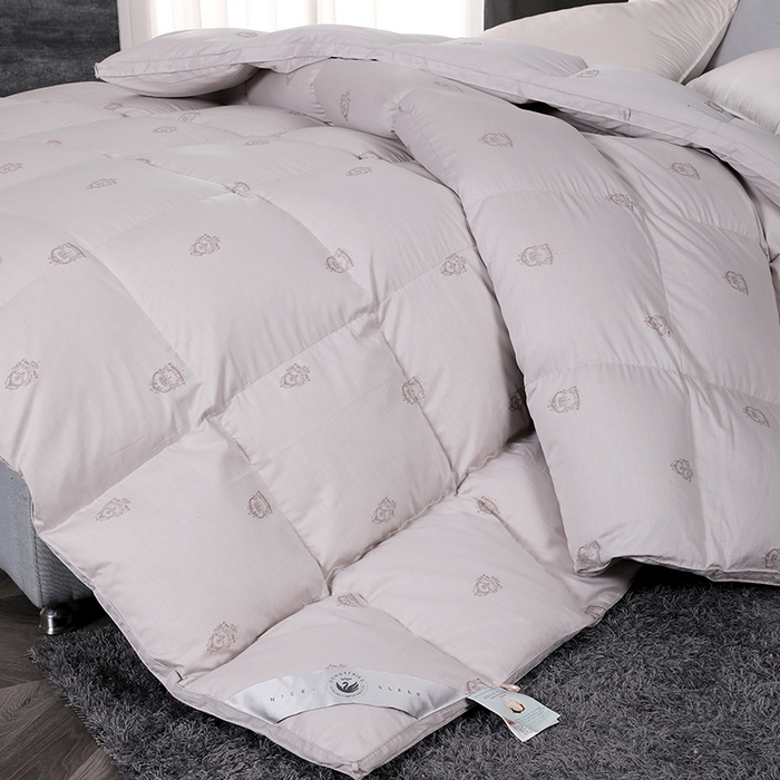 91家纺网 家纺一手货源 找家纺 呆头鹅羽绒工厂店 2025新款80支丝光棉彩棉羽绒被 白鹅绒鸭绒被子被芯羽绒工厂店 勋章烟灰