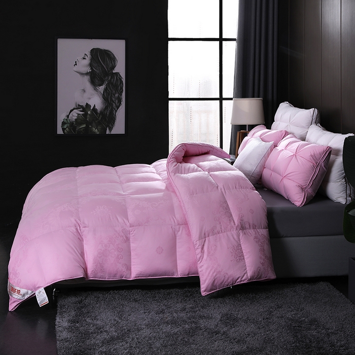 91家纺网 家纺一手货源 找家纺 呆头鹅羽绒工厂店 2025新款80支全棉大提花羽绒被 白鹅绒鸭绒被子被芯羽绒工厂店 粉色