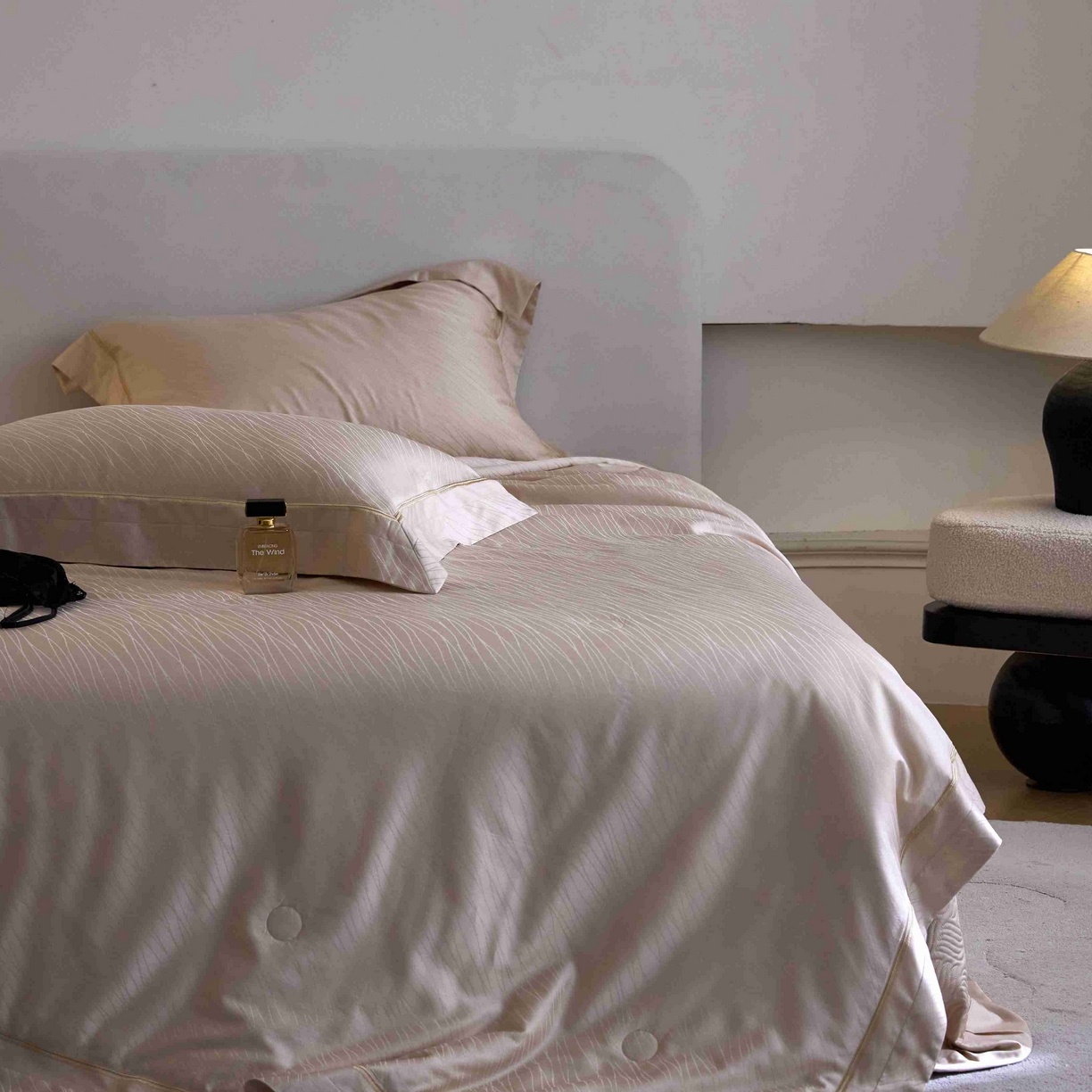 91家纺网 家纺一手货源 找家纺 时亿家居 2025新款100支天丝棉提花床盖款夏被四件套【控价券后不低于 538】 莫妮卡 香槟