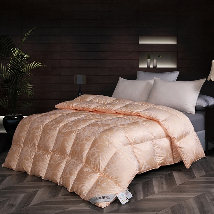 91家纺网 家纺一手货源 找家纺 呆头鹅羽绒工厂店 2025新款大提花锁绒绸羽绒被 白鹅绒鸭绒被子被芯羽绒工厂店 金色