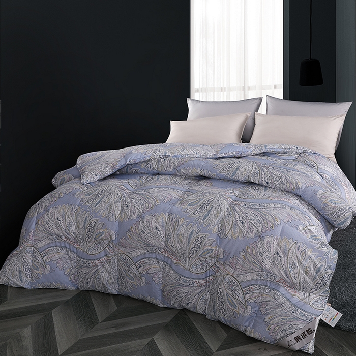 91家纺网 家纺一手货源 找家纺 呆头鹅羽绒工厂店 2025新款100支柔塞丝印花羽绒被 白鹅绒鸭绒被子被芯羽绒工厂店 天使之翼浅兰