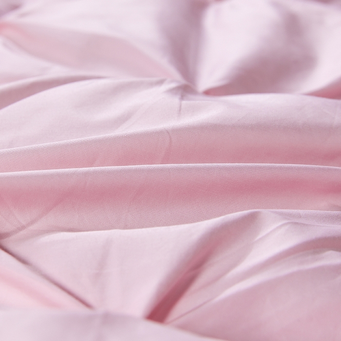 91家纺网 家纺一手货源 找家纺 呆头鹅羽绒工厂店 2025新款80支柔赛丝羽绒被-扭花款 白鹅绒鸭绒被子被芯羽绒工厂店 粉色