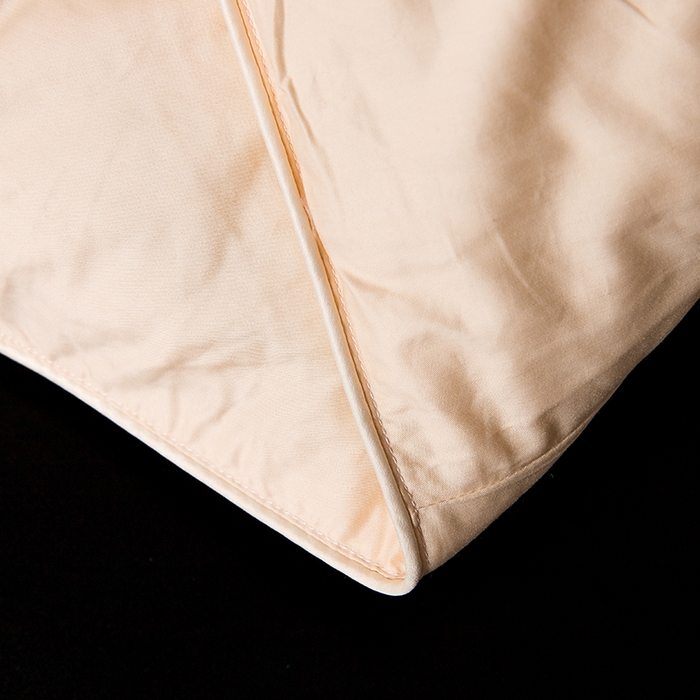 91家纺网 家纺一手货源 找家纺 呆头鹅羽绒工厂店 2025新款80支柔赛丝羽绒被-扭花款 白鹅绒鸭绒被子被芯羽绒工厂店 黄色