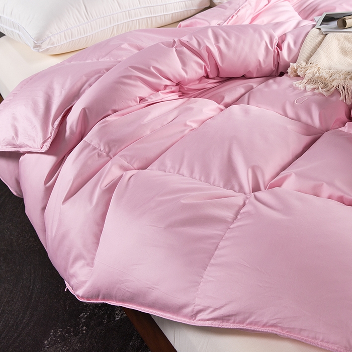 91家纺网 家纺一手货源 找家纺 呆头鹅羽绒工厂店 2025新款80支柔赛丝羽绒被-标准款 白鹅绒鸭绒被子被芯羽绒工厂店 粉色