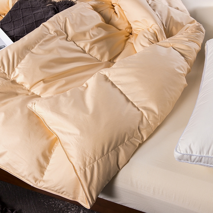 91家纺网 家纺一手货源 找家纺 呆头鹅羽绒工厂店 2025新款80支柔赛丝羽绒被-标准款 白鹅绒鸭绒被子被芯羽绒工厂店 黄色