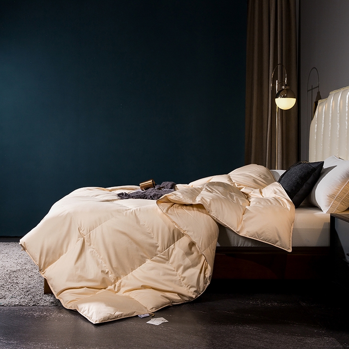 91家纺网 家纺一手货源 找家纺 呆头鹅羽绒工厂店 2025新款80支柔赛丝羽绒被-标准款 白鹅绒鸭绒被子被芯羽绒工厂店 黄色