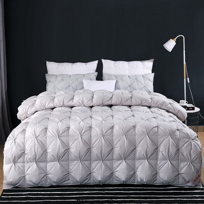 91家纺网 家纺一手货源 找家纺 呆头鹅羽绒工厂店 2025新款全棉防羽布羽绒被-扭花款 白鹅绒鸭绒被子被芯羽绒工厂店 灰色