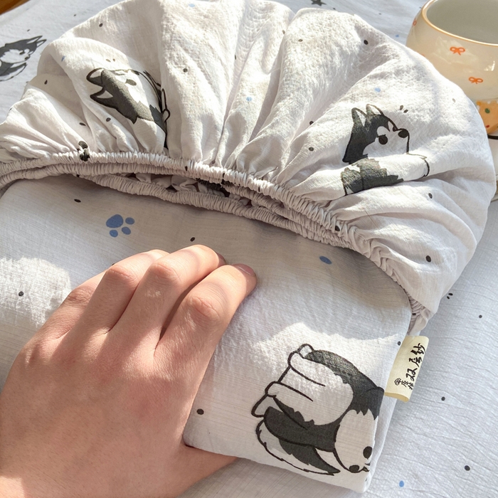 91家纺网 家纺一手货源 找家纺 喜居 2025新款A类原棉双层纱床笠 小边牧