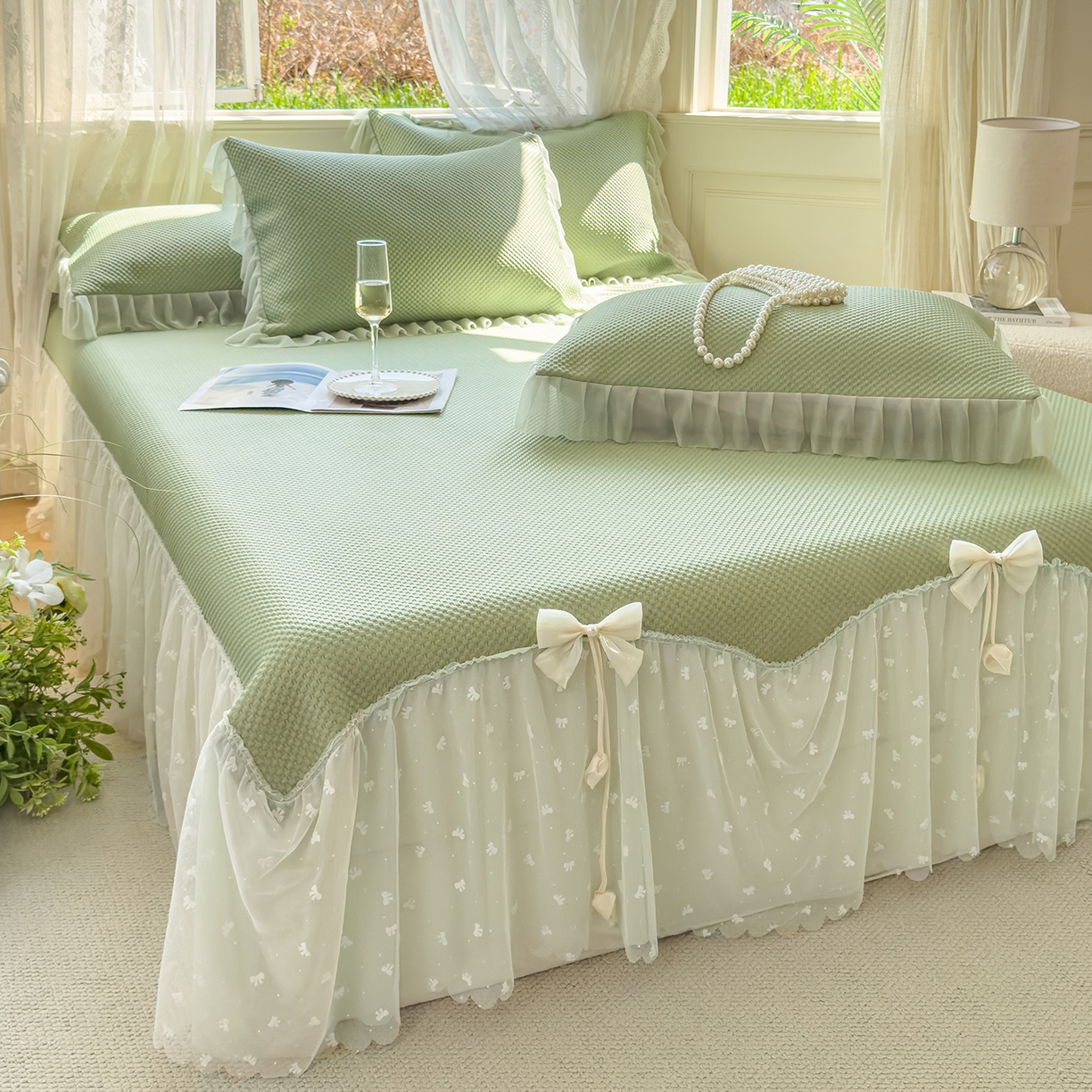 91家纺网 家纺一手货源 找家纺 恋尚羽家纺 2025PE高分子复合软凉席豆豆席大床裙三件套 绿色