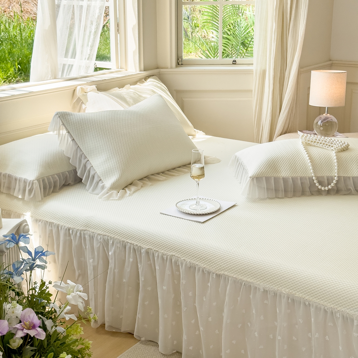 91家纺网 家纺一手货源 找家纺 恋尚羽家纺 2025PE高分子复合软凉席豆豆席大床裙三件套 米白