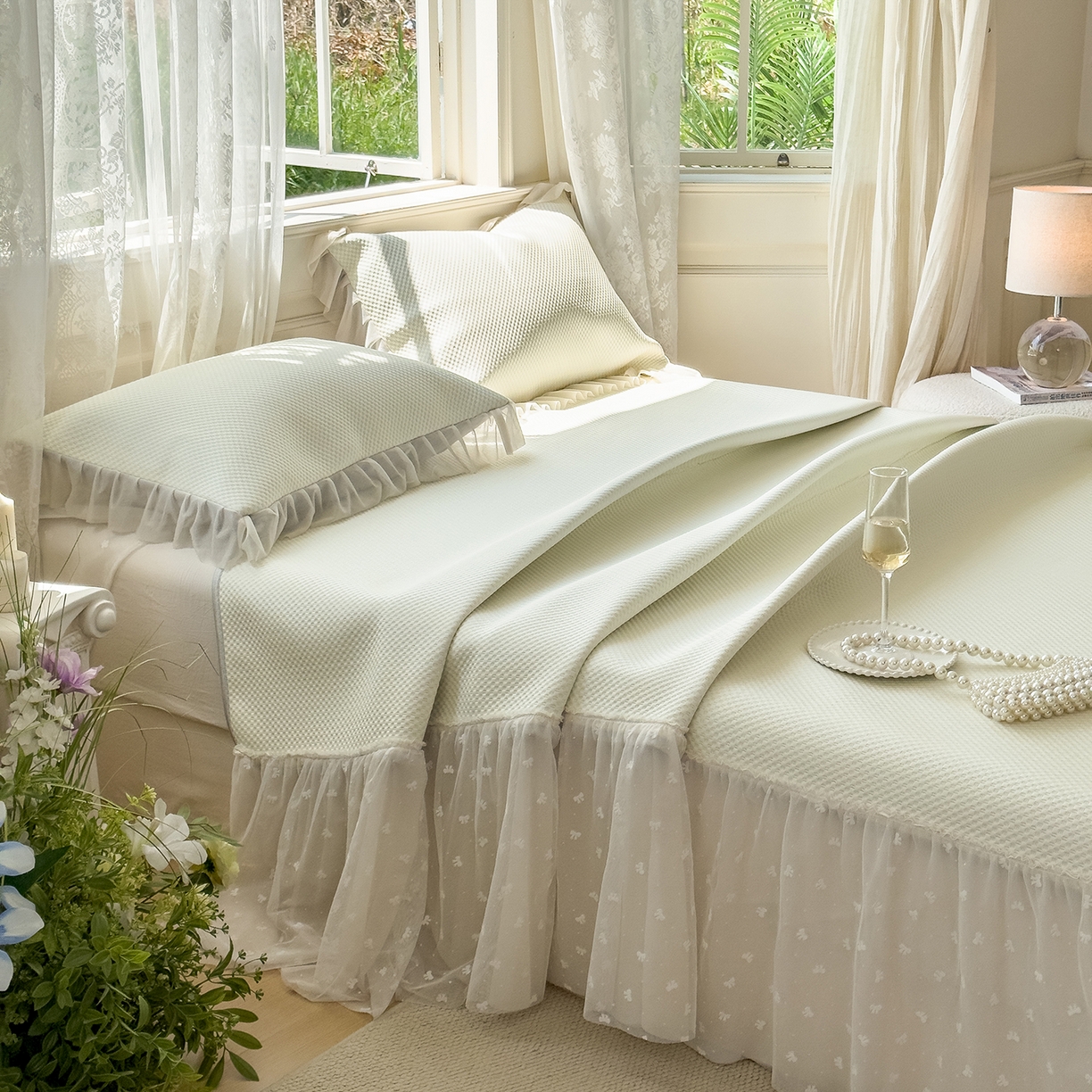 91家纺网 家纺一手货源 找家纺 恋尚羽家纺 2025PE高分子复合软凉席豆豆席大床裙三件套 米白