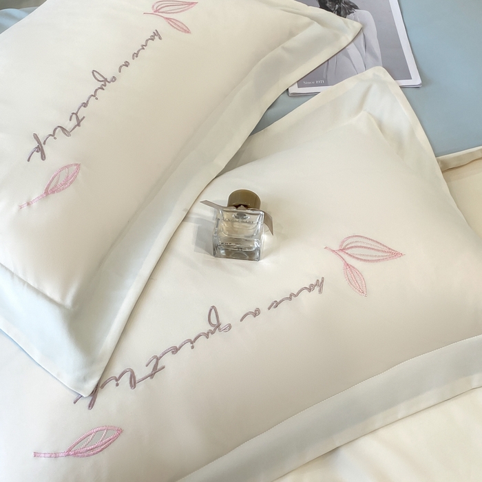 91家纺网 家纺一手货源 找家纺 青柚 2025新款A类亲肤棉刺绣四件套-塞利维亚 塞利维亚-白蓝