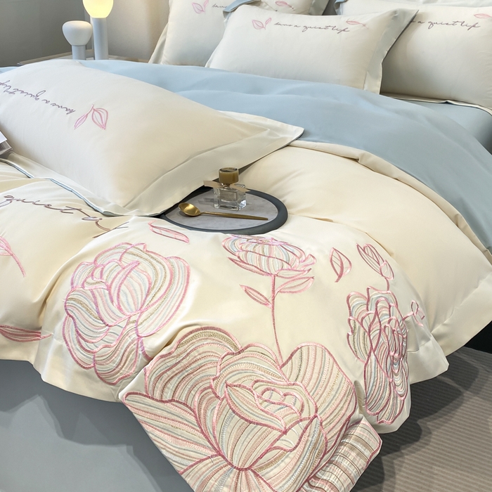 91家纺网 家纺一手货源 找家纺 青柚 2025新款A类亲肤棉刺绣四件套-塞利维亚 塞利维亚-白蓝