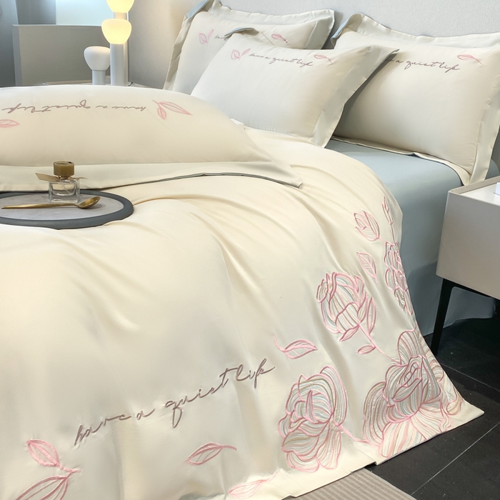 91家纺网 家纺一手货源 找家纺 青柚 2025新款A类亲肤棉刺绣四件套-塞利维亚 塞利维亚-白蓝