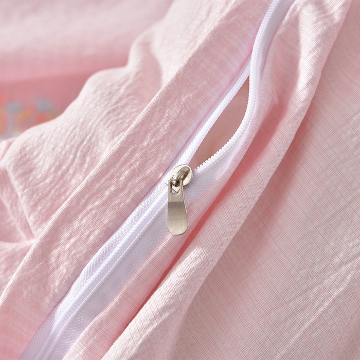 91家纺网 家纺一手货源 找家纺 星窝2025新款绣花水洗棉四件套-蝶舞飞扬系列 温馨粉