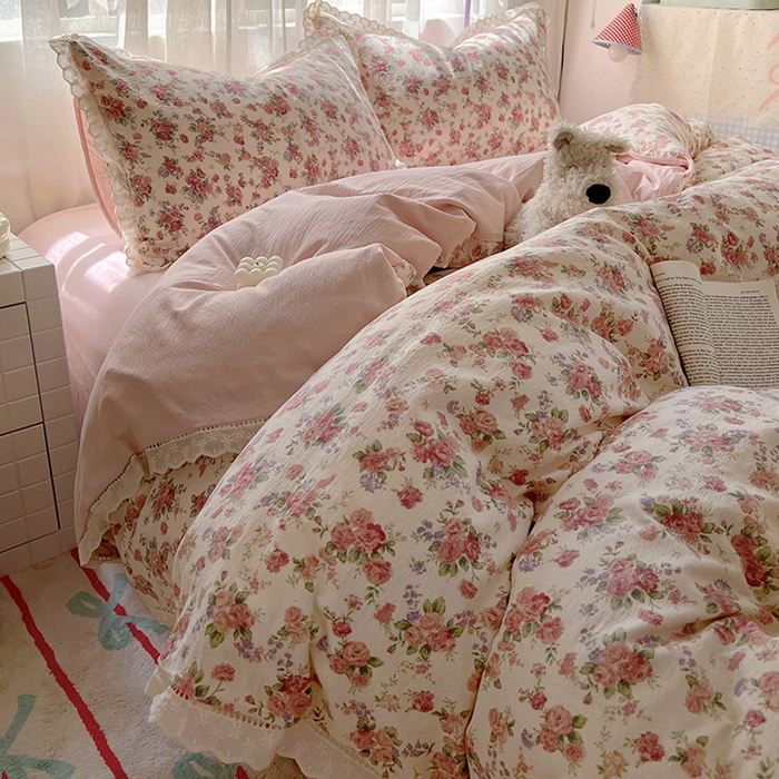 91家纺网 家纺一手货源 找家纺 （总）罗亿家纺 2025新款云感双层纱全棉镂空花边四件套（提供买家秀）