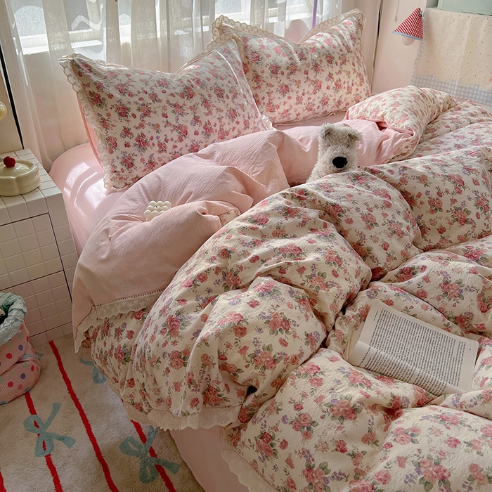 91家纺网 家纺一手货源 找家纺 （总）罗亿家纺 2025新款云感双层纱全棉镂空花边四件套（提供买家秀）