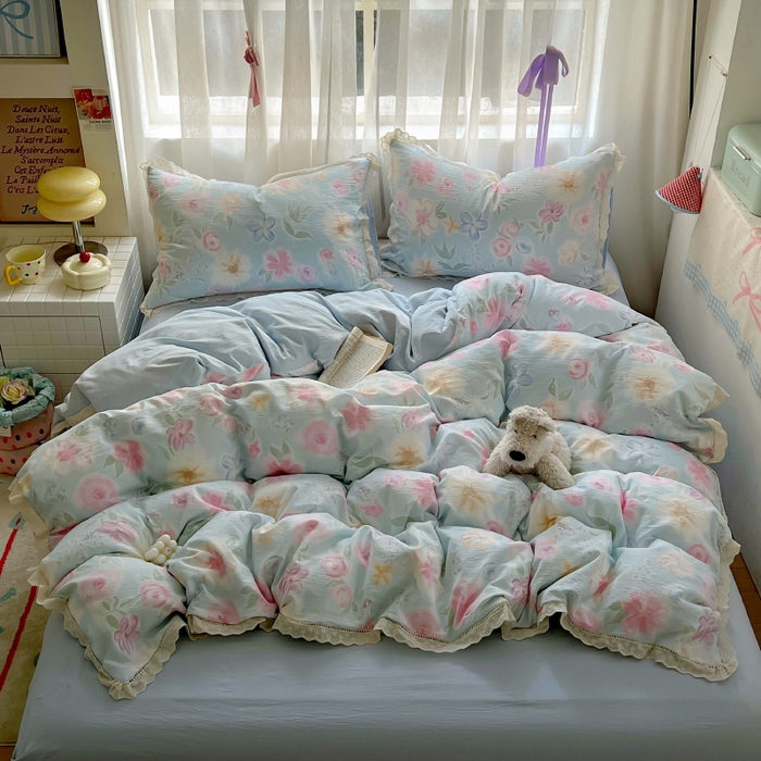 91家纺网 家纺一手货源 找家纺 罗亿家纺 2025新款云感双层纱全棉镂空花边四件套（提供买家秀） 春风花颜-绿