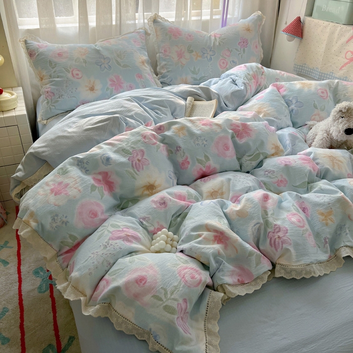 91家纺网 家纺一手货源 找家纺 罗亿家纺 2025新款云感双层纱全棉镂空花边四件套（提供买家秀） 春风花颜-绿