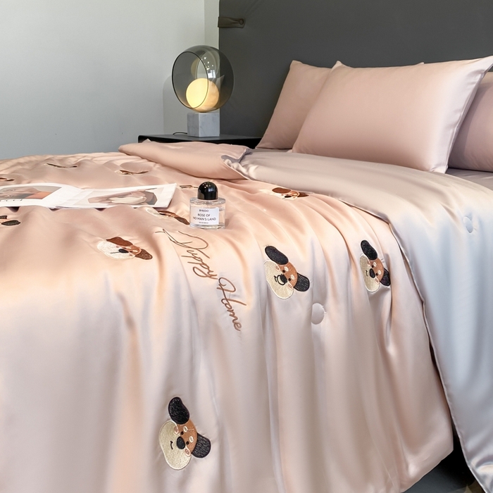 91家纺网 家纺一手货源 找家纺 （总）丝芙妮家居（原乐视家纺） 2025春夏新款水洗冰丝夏被夏凉被空调被四件套-满绣系列