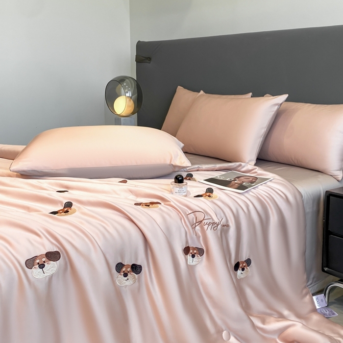 91家纺网 家纺一手货源 找家纺 （总）丝芙妮家居（原乐视家纺） 2025春夏新款水洗冰丝夏被夏凉被空调被四件套-满绣系列