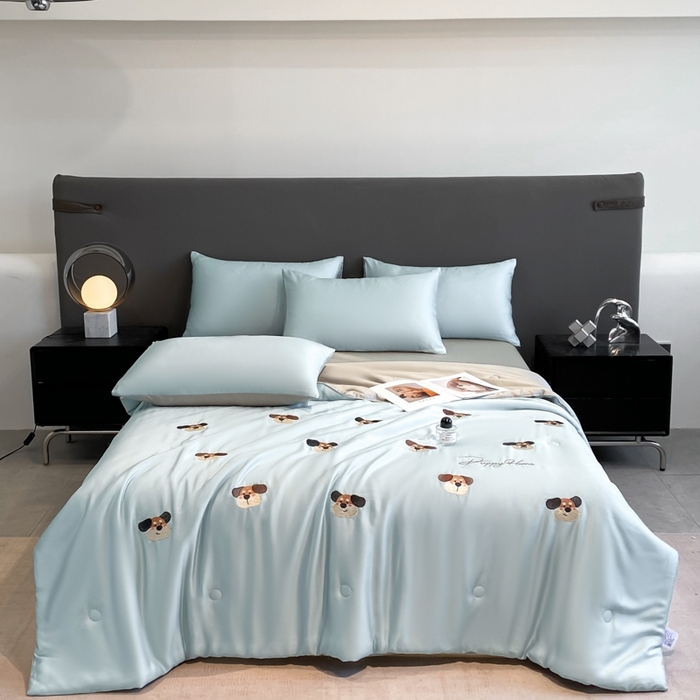 91家纺网 家纺一手货源 找家纺 丝芙妮家居（原乐视家纺） 2025春夏新款水洗冰丝夏被夏凉被空调被四件套-满绣系列 欢乐狗-兰