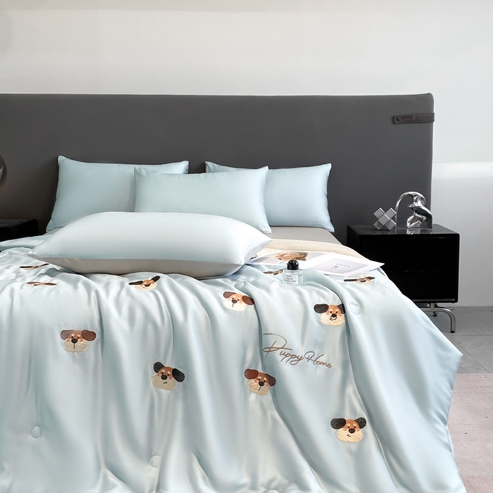 91家纺网 家纺一手货源 找家纺 丝芙妮家居（原乐视家纺） 2025春夏新款水洗冰丝夏被夏凉被空调被四件套-满绣系列 欢乐狗-兰