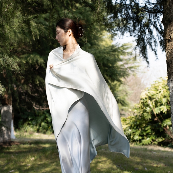 91家纺网 家纺一手货源 找家纺 禾时 2025新款60S奥地利进口兰精天丝夏凉盖毯 秋波蓝