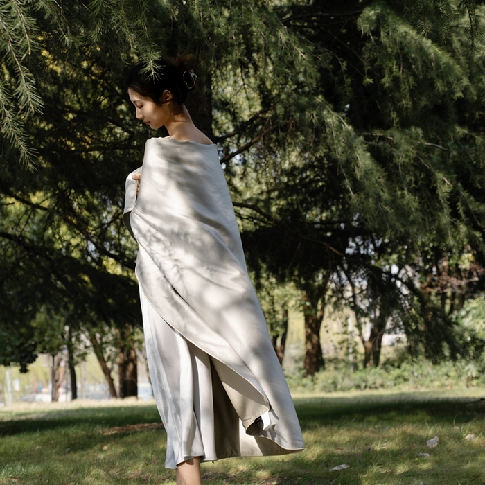 91家纺网 家纺一手货源 找家纺 禾时 2025新款60S奥地利进口兰精天丝夏凉盖毯 云间青绿