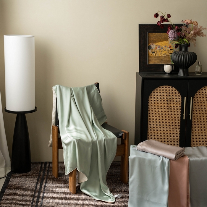 91家纺网 家纺一手货源 找家纺 禾时 2025新款60S奥地利进口兰精天丝夏凉盖毯 组合图仅供展示