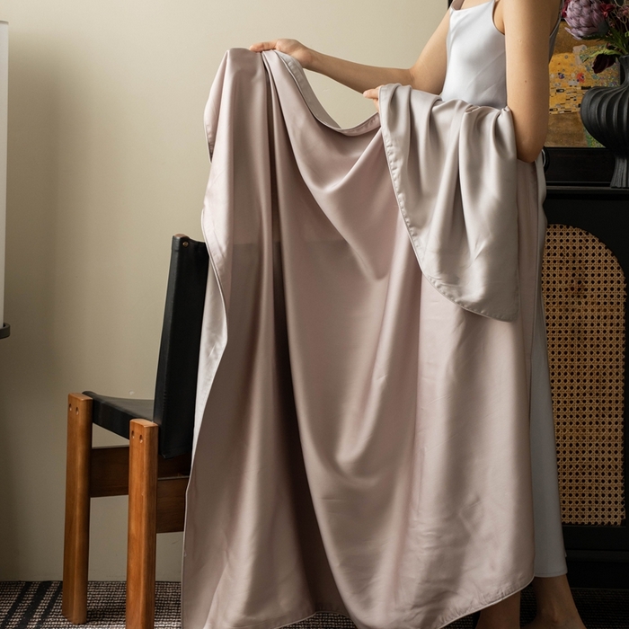 91家纺网 家纺一手货源 找家纺 禾时 2025新款60S奥地利进口兰精天丝夏凉盖毯 凝脂紫