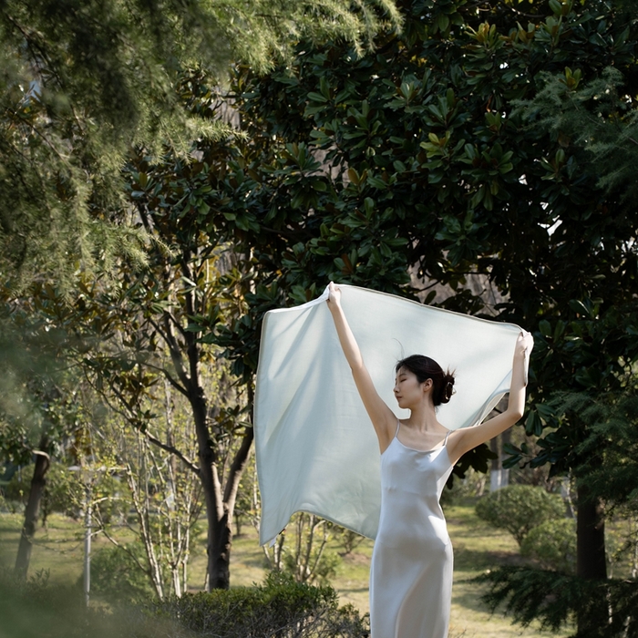 91家纺网 家纺一手货源 找家纺 禾时 2025新款60S奥地利进口兰精天丝夏凉盖毯 秋波蓝