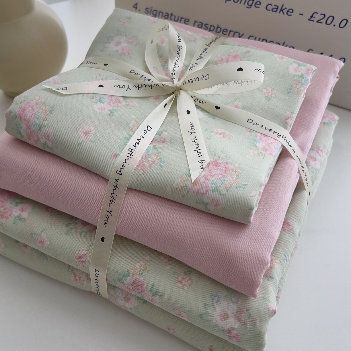 91家纺网 家纺一手货源 找家纺 优品阁 2025新款人字纹全棉双层纱四件套 只此青绿【升级款-提花人字纹床单】