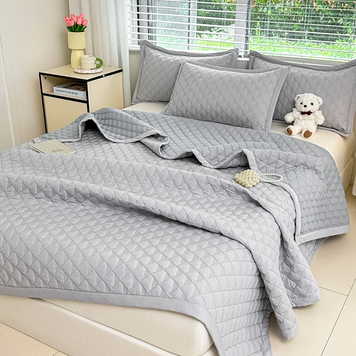 91家纺网 家纺一手货源 找家纺 橘夏家纺 2025新款凉感雪肌棉多功能床盖 星岩灰