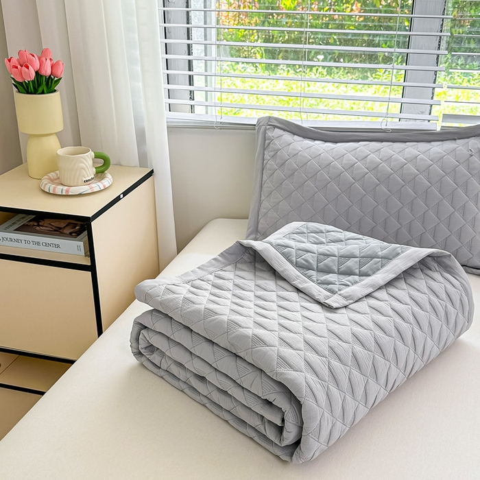 91家纺网 家纺一手货源 找家纺 橘夏家纺 2025新款凉感雪肌棉多功能床盖 星岩灰