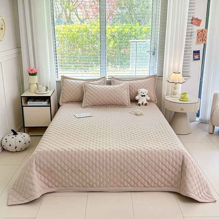 91家纺网 家纺一手货源 找家纺 橘夏家纺 2025新款凉感雪肌棉多功能床盖 奶咖色