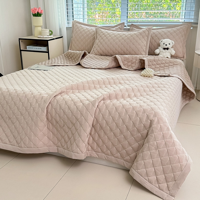 91家纺网 家纺一手货源 找家纺 橘夏家纺 2025新款凉感雪肌棉多功能床盖 奶咖色