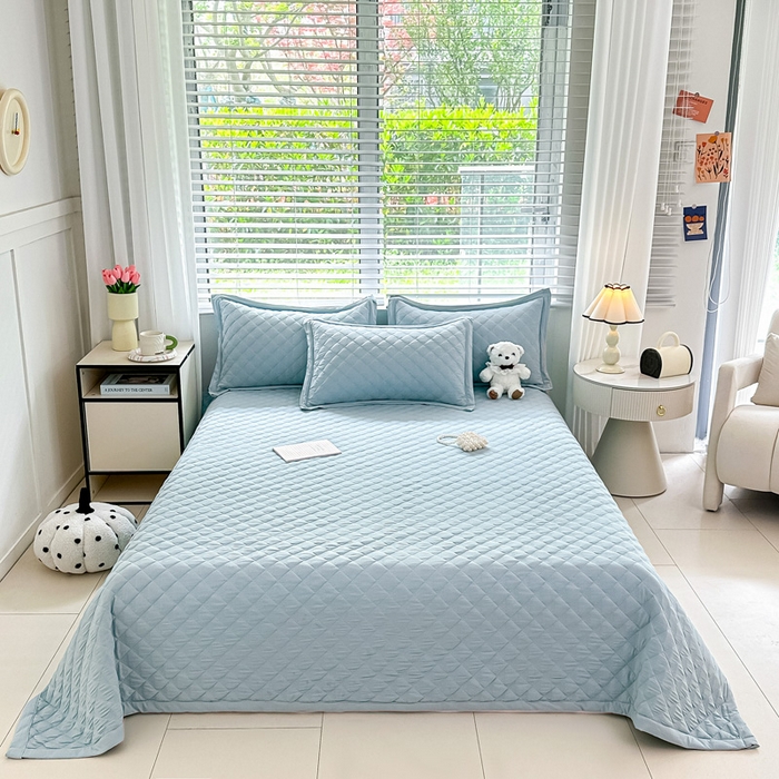 91家纺网 家纺一手货源 找家纺 橘夏家纺 2025新款凉感雪肌棉多功能床盖 矢车菊蓝