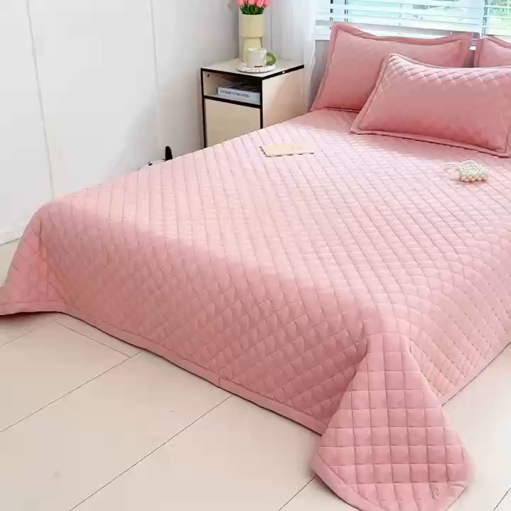 91家纺网 家纺一手货源 找家纺 橘夏家纺 2025新款凉感雪肌棉多功能床盖 丁香粉