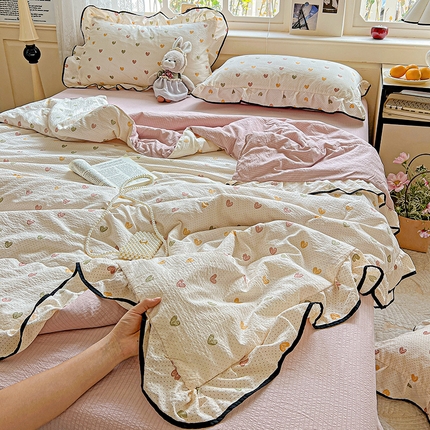 91家纺网 家纺一手货源 找家纺 （总）富米莱（原臻工厂） 2025新款云感赫本风亲肤棉夏被夏凉被空调被四件套