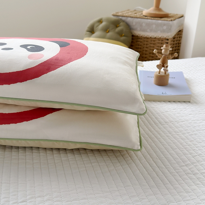 91家纺网 家纺一手货源 找家纺 荷马之梦 2025新款A类100支全棉贡缎双股加厚加柔儿童枕套-水果系列 小苹果