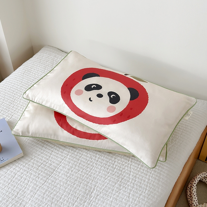 91家纺网 家纺一手货源 找家纺 荷马之梦 2025新款A类100支全棉贡缎双股加厚加柔儿童枕套-水果系列 小苹果