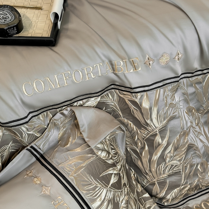 91家纺网 家纺一手货源 找家纺 帝王家纺 2025新款浮雕刺绣水洗天丝真丝夏被四件套冰丝三件套单夏被夏季直播 玉叶金枝—浅灰