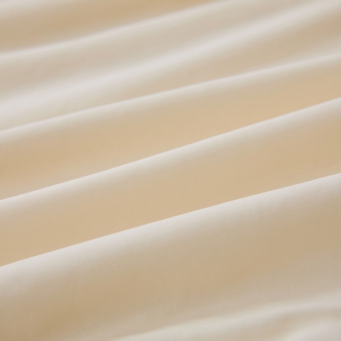 91家纺网 家纺一手货源 找家纺 仲旺居家纺 2025新款100%全锦纶凉感鸭凉感丝夏被冰淇淋夏被夏凉被 奶茶白